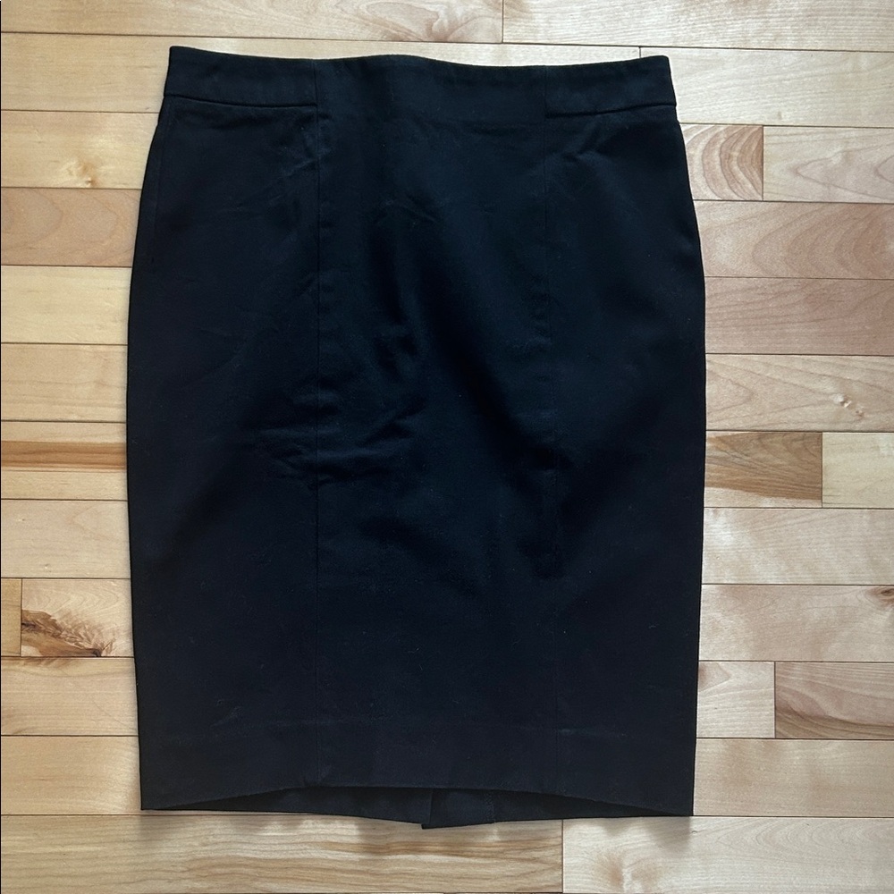GAP Classic Black Pencil Skirt